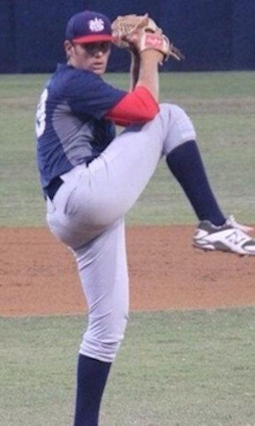 Unsigned No. 1 pick Aiken announces Tommy John surgery